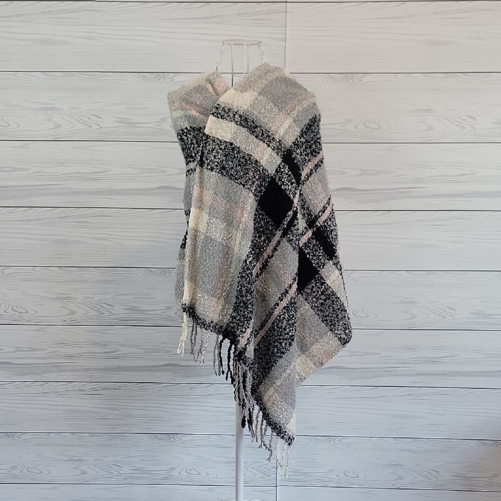 Unbranded Plaid Fringe Shawl Wrap 26" X 74"